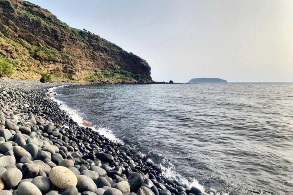 Lava House Lägenhet Mandrákion Exteriör bild
